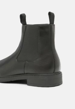 Pier One Bottines Se Vend Bas Prix Boots Et Bottes Rond Homme 13 Pier One Bottines Se Vend Bas Prix Boots Et Bottes Rond Homme -Pier One 6268578fd5ee4f24bd46aae7a70a9806