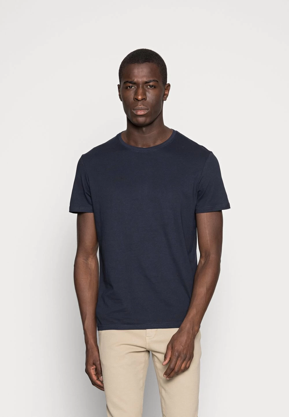 Pier One 2 PACK – T-shirt Basique Prix De Lancement T-shirts Col Rond Homme 4 Pier One 2 PACK – T-shirt Basique Prix De Lancement T-shirts Col Rond Homme – Image 4