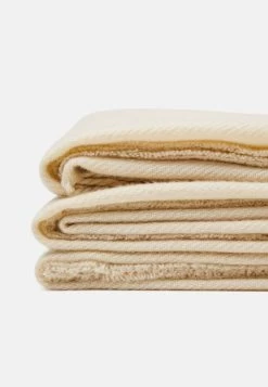 Pier One Bon Rapport Coût-Efficacité UNISEX – Écharpe Foulards Et écharpes Couleur Unie -Pier One 64c11f18a44649a0bbf3b60dd9446ac2