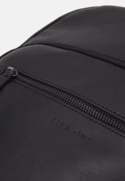 Pier One Prix Imbattable UNISEX – Sac à Dos Sacs Compartiment Pour Pc Portable -Pier One 6559a72e88ab43c38b7125720c621e09