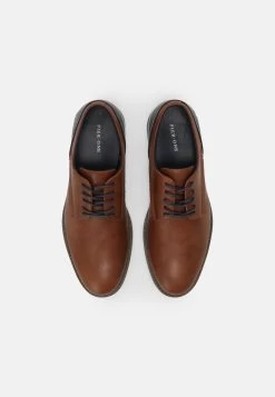 Qualité Garantie Pier One Chaussures à Lacets Derbies Et Richelieus Rond Homme -Pier One 660a5d050b0e4a5a8395aee2c7f7bfb9