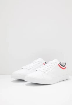 Soldes En Ligne Pier One UNISEX – Baskets Basses Sneakers Rond 8 Soldes En Ligne Pier One UNISEX – Baskets Basses Sneakers Rond -Pier One 67e77157ca574c99934bedd2697456e8