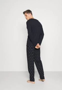 Pier One Pyjama Prix Légers Pyjamas Normale Homme -Pier One 69572b439d1049c5b6df38084257ba5c