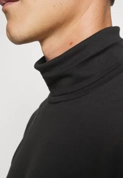 Pier One 3 PACK – T-shirt à Manches Longues Soldes En Ligne T-shirts & Polos Col Roulé Homme -Pier One 6dee3d76137848bea73edd00fec8cbd0