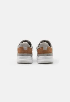 Marchandise De Première Qualité Pier One Baskets Basses Sneakers Rond Homme -Pier One 70ca918c90ca43eca0c29a4b01e908ce