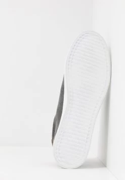 Qualité Garantie 100% Pier One Baskets Basses Sneakers Rond Homme -Pier One 731be1c992a04428b2e4164644f11ee7