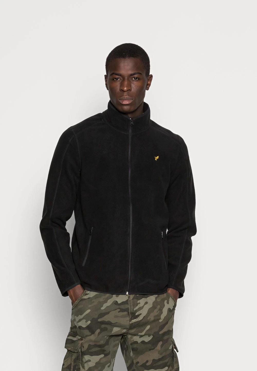 Pier One Veste Polaire Prix Favorable Pulls Et Gilets Col Officier Homme 1 Pier One Veste Polaire Prix Favorable Pulls Et Gilets Col Officier Homme