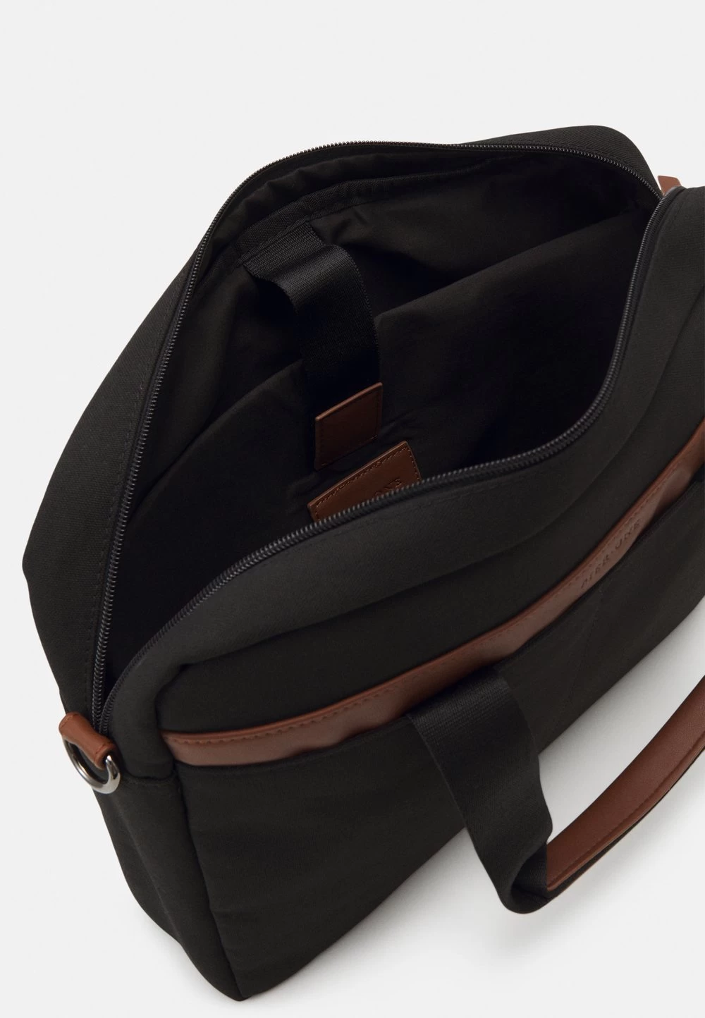 Pier One Faible Prix Sac Ordinateur Sacs Poche Pour Pc Portable 15 Pouces Homme 3 Pier One Faible Prix Sac Ordinateur Sacs Poche Pour Pc Portable 15 Pouces Homme – Image 3