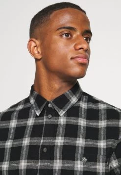 Pier One Chemise Prix Favorable Chemises Col Kent Homme -Pier One 74165dc4368d4b1ab5ade95807e01ed9