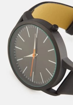 Pier One Prix Aimable UNISEX – Montre Montres Et Bijoux Boucle Ardillon -Pier One 773c30966df64a0a9253c618e031bbcd