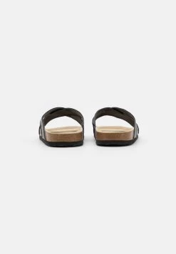 Pier One Prix Légers UNISEX – Chaussons Sandales Ouvert -Pier One 7abeb4ba9b6346c4ad0a63ab618a90cd