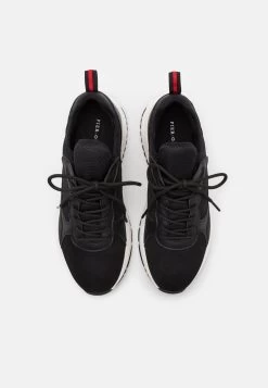 Prix Favorable Pier One UNISEX – Baskets Basses Baskets & Sneakers Rond -Pier One 7b4e6701f8fa4f62b8488bcda8bd464b