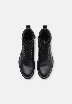 Pier One Bottines à Lacets Prix Jamais Vus Bottes Rond Homme 9 Pier One Bottines à Lacets Prix Jamais Vus Bottes Rond Homme -Pier One 7cc9826bdb75429f9117ccc78c42388e