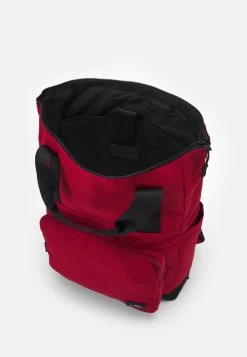 Soldes Pier One UNISEX – Sac à Dos Sacs Compartiment Pour Pc Portable 9 Soldes Pier One UNISEX – Sac à Dos Sacs Compartiment Pour Pc Portable -Pier One 7e473a7e2d9941db90c5be170d11fa88