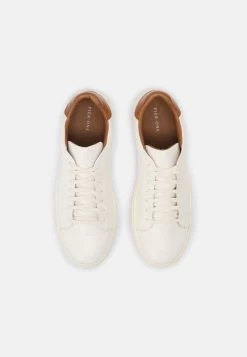 Prix Ourlé Pier One Baskets Basses Sneakers Rond Homme -Pier One 7f7d135c53ec4309a61895a820207557