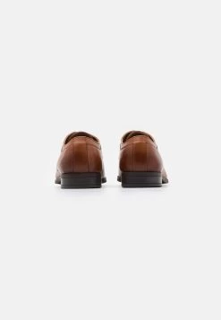 Pier One LEATHER – Derbies & Richelieus Remise En Ligne Chaussures De Ville Rond Homme 8 Pier One LEATHER – Derbies & Richelieus Remise En Ligne Chaussures De Ville Rond Homme -Pier One 8074f4fe6f37487788496c2ad0c3da14