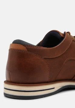 Pier One Qualité Garantie Chaussures à Lacets Derbies Et Richelieus Rond Homme -Pier One 8156964217064b839e86b1fdcd38f5ab