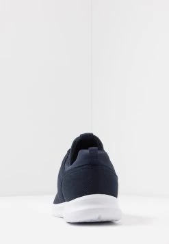 Prix Cassé Pier One Baskets Basses Baskets & Sneakers Rond Unisex -Pier One 81c80342d55a4e4b8c2492f3875beb29