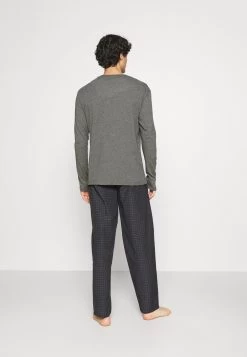 Pier One Pyjama Prix Affortable Pyjamas Normale Homme -Pier One 841b08da6e09414dbed3d4b7034bd2d9