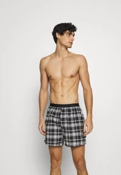 Pier One 3 PACK – Caleçon Qualité Garantie 100% Sous-vêtements & Chaussettes Normale Homme -Pier One 874b8ccd623d4a7e81f8d9ffa6d5557c