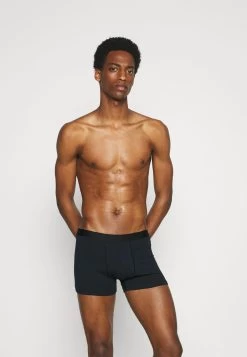 Pier One En Promotion 5 PACK – Shorty Sous-vêtements Normale Homme -Pier One 8aae816e29a04fcd82d9b66f8ccdce1b