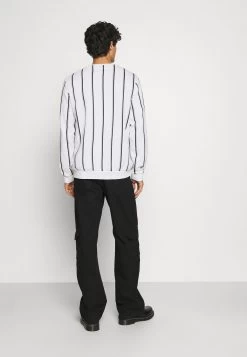 Pier One Sweatshirt Prix Aimable Pulls Et Gilets Col Rond Homme 8 Pier One Sweatshirt Prix Aimable Pulls Et Gilets Col Rond Homme -Pier One 8fbbf9b937c34bbd98c1567373822c26