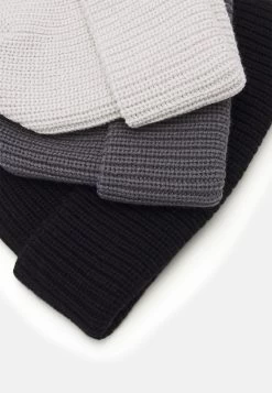 Pier One 3 PACK UNISEX – Bonnet Qualité Garantie Casquettes, Bonnets Et Chapeaux Couleur Unie -Pier One 9082a7a7fe7847ecae22db0f17ee9e35