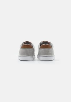 Prix Dégriffé Pier One UNISEX – Baskets Basses Sneakers Rond -Pier One 90e444c78331435b9b0ea8690376a84f