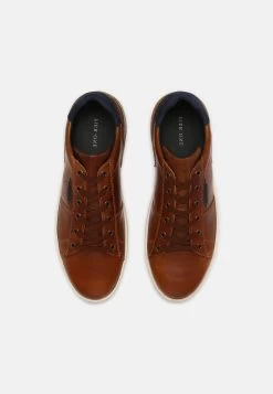 Pier One Pas Cher Baskets Basses Sneakers Rond Homme -Pier One 91259f350bff493aa69bf89f9c49e18e