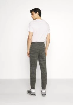 Qualité Excellente Pier One Pantalon De Survêtement Pantalons Normale Homme 10 Qualité Excellente Pier One Pantalon De Survêtement Pantalons Normale Homme -Pier One 92807794ce184fd89315714c7a63cbfd