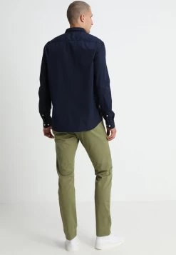 Pier One Chemise Haute Qualité Chemises Col Kent Homme 9 Pier One Chemise Haute Qualité Chemises Col Kent Homme -Pier One 94f0b92db0714e3ba35b1fc927698922