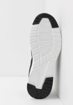 Pier One Baskets Basses Assurance De L’Authenticité Sneakers Rond Homme -Pier One 95f144b5e09a4820a52ecdcee9154adc