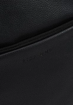 Pier One UNISEX – Sac à Dos Rabais Sacs Poche Pour Pc Portable 15 Pouces 13 Pier One UNISEX – Sac à Dos Rabais Sacs Poche Pour Pc Portable 15 Pouces -Pier One 962c8fb156a54fb0a4c3680a998e03ef