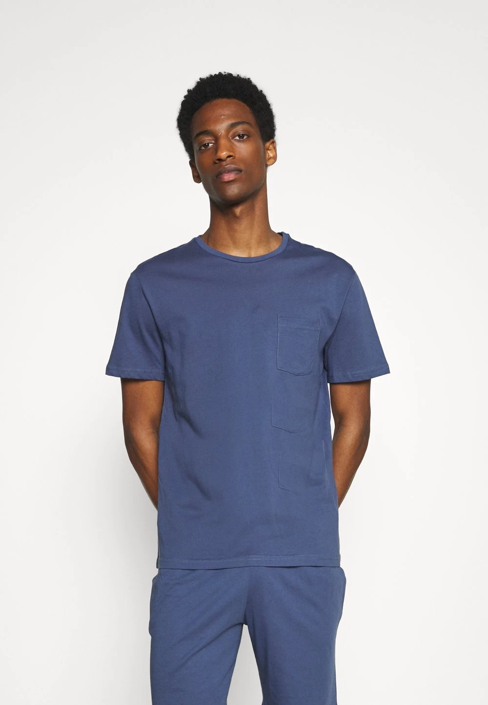 Pier One Petit Prix SET – Pyjama Pyjamas Normale Homme 1 Pier One Petit Prix SET – Pyjama Pyjamas Normale Homme