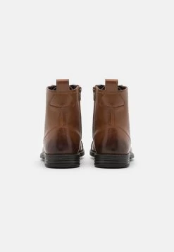 Pier One LEATHER – Bottines à Lacets Prix Exclusifs Bottes Rond Homme 8 Pier One LEATHER – Bottines à Lacets Prix Exclusifs Bottes Rond Homme -Pier One 9ae4942b35424d76b38e940598eaef2c