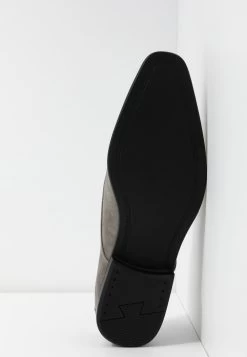 Prix Compétitif Pier One Derbies & Richelieus Chaussures De Ville Carré Homme -Pier One 9b9a15abc5c549fc975b6d6e0e5f54dc