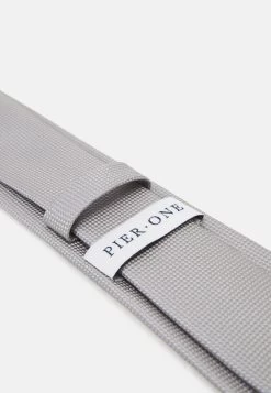 50% Off De Vente Pier One Cravate Cravates Et Nœuds Papillon Homme Homme -Pier One 9dd68083414a45a38eed28f323902631