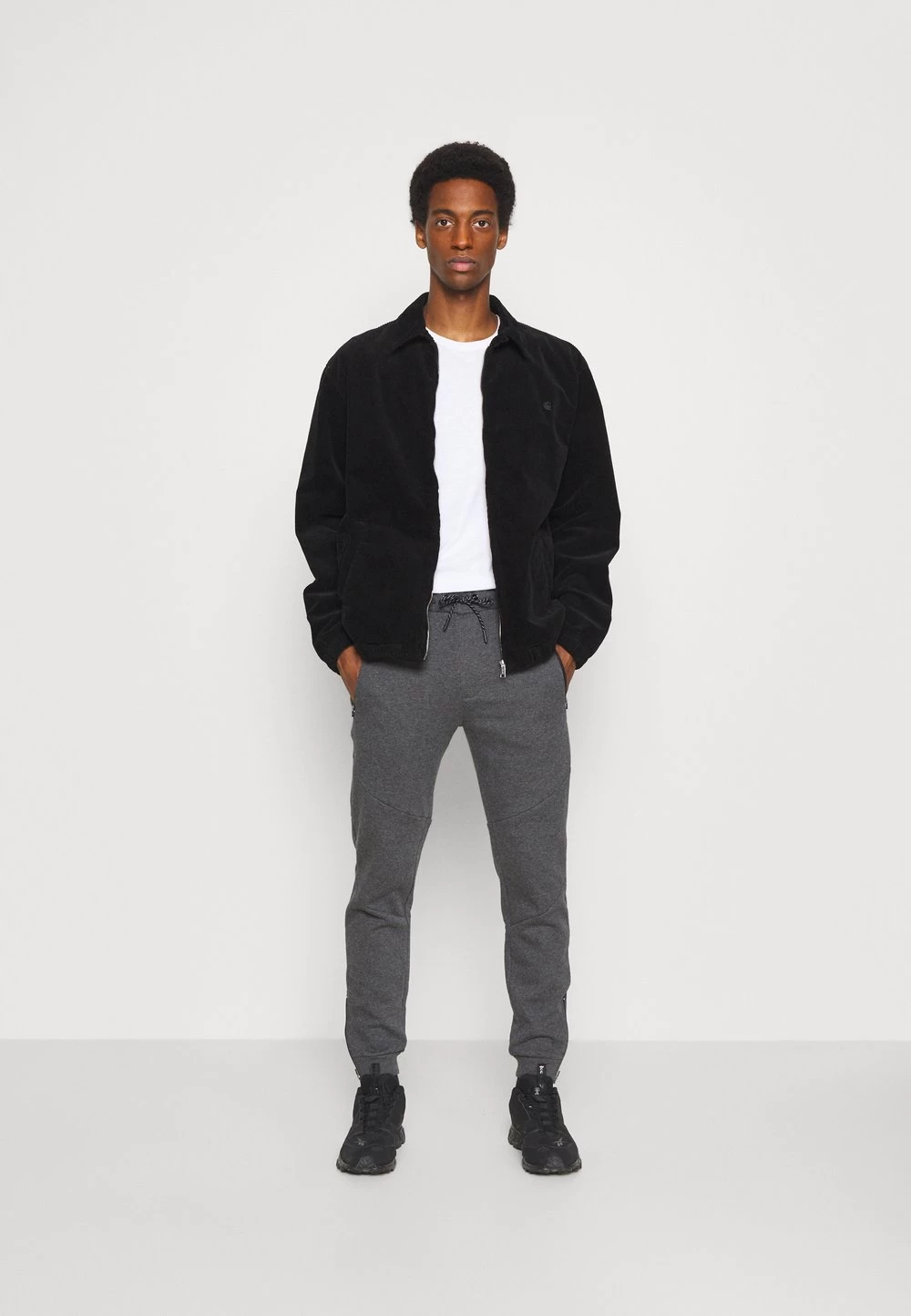 Pier One Bas Prix Pantalon De Survêtement Pantalons Normale Homme 2 Pier One Bas Prix Pantalon De Survêtement Pantalons Normale Homme – Image 2