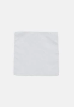 Soldes En Ligne Pier One SET – Mouchoir De Poche Pochettes De Costume Couleur Unie Homme -Pier One a448d3b46ef740d581ecc32086816370