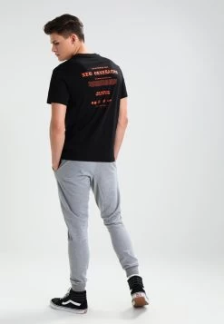 Pier One Pantalon De Survêtement Prix D’Amis Pantalons Haute Homme -Pier One a7918305a7c74db59ffe41dcb13cd4d6