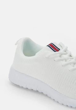 Pier One Baskets Basses Prix Refroidis Sneakers Rond Homme -Pier One a92dd0226b8c49b4b46c89760f6f8b8a