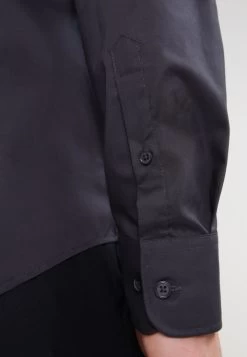 Pier One Chemise Classique Prix Aimable Costumes Col Kent Homme -Pier One ab9cdb89e20f4d3a8e01a281680fd702