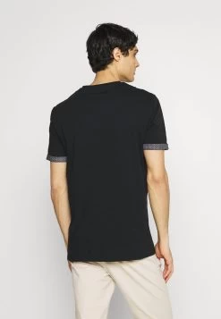 Pier One Prix Malin T-shirt Imprimé T-shirts Col Rond Homme -Pier One ad792c037a674686a7b96954ea83c51e