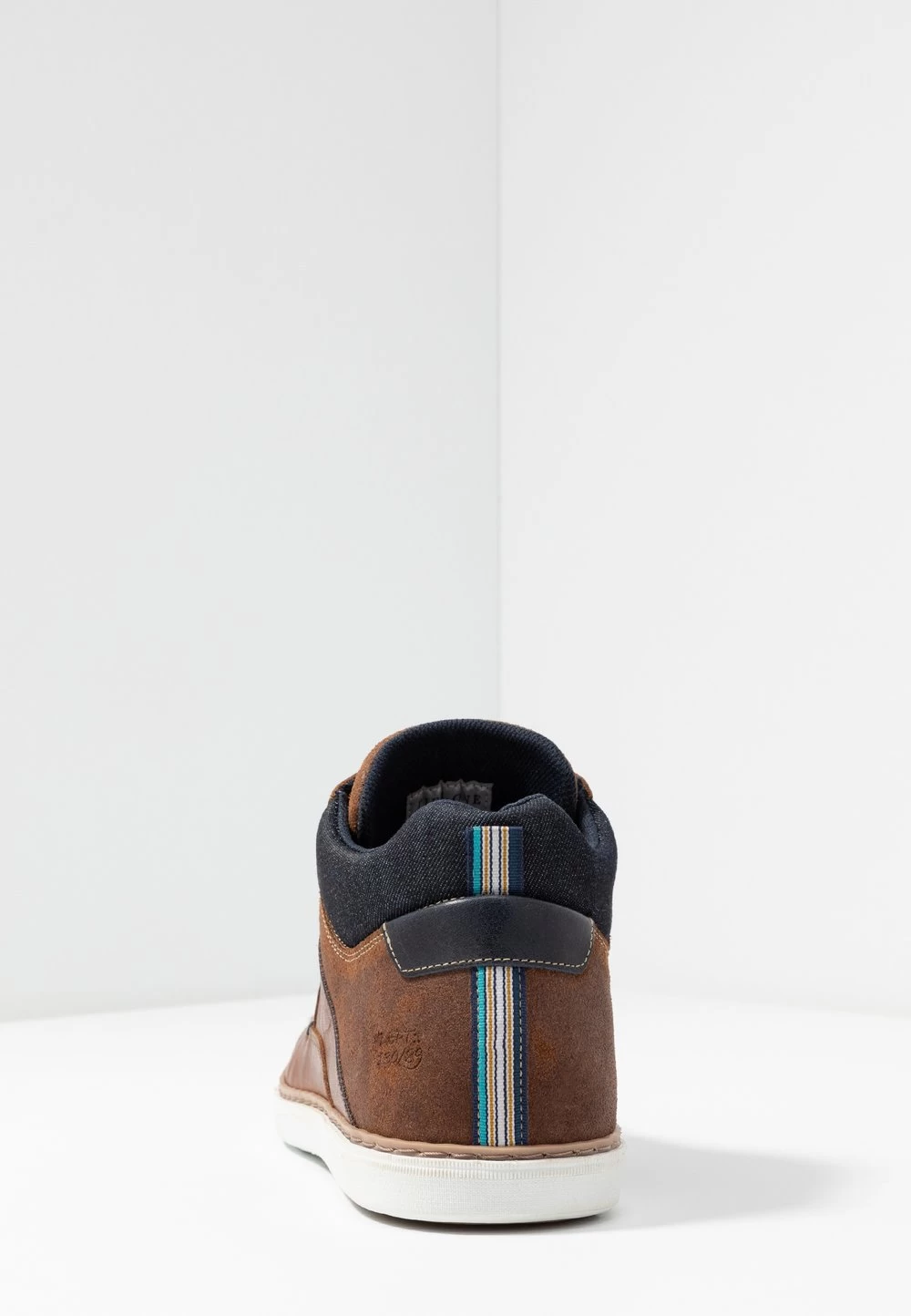 Pier One Prix Bradés Baskets Montantes Sneakers Rond Homme 4 Pier One Prix Bradés Baskets Montantes Sneakers Rond Homme – Image 4