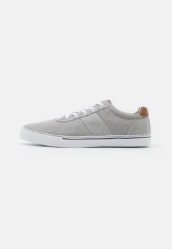 Pier One UNISEX – Baskets Basses Prix Bradés Sneakers Rond -Pier One afd0c07fef5442aeb9d3de1d0d346cea 1