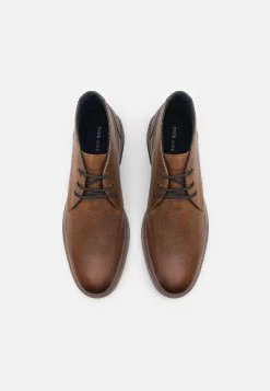 Prix Ourlé Pier One LEATHER – Chaussures à Lacets Derbies, Richelieus & Chaussures Bateau Rond Homme -Pier One b0ef8e001470436daae3f8418a75a7b8
