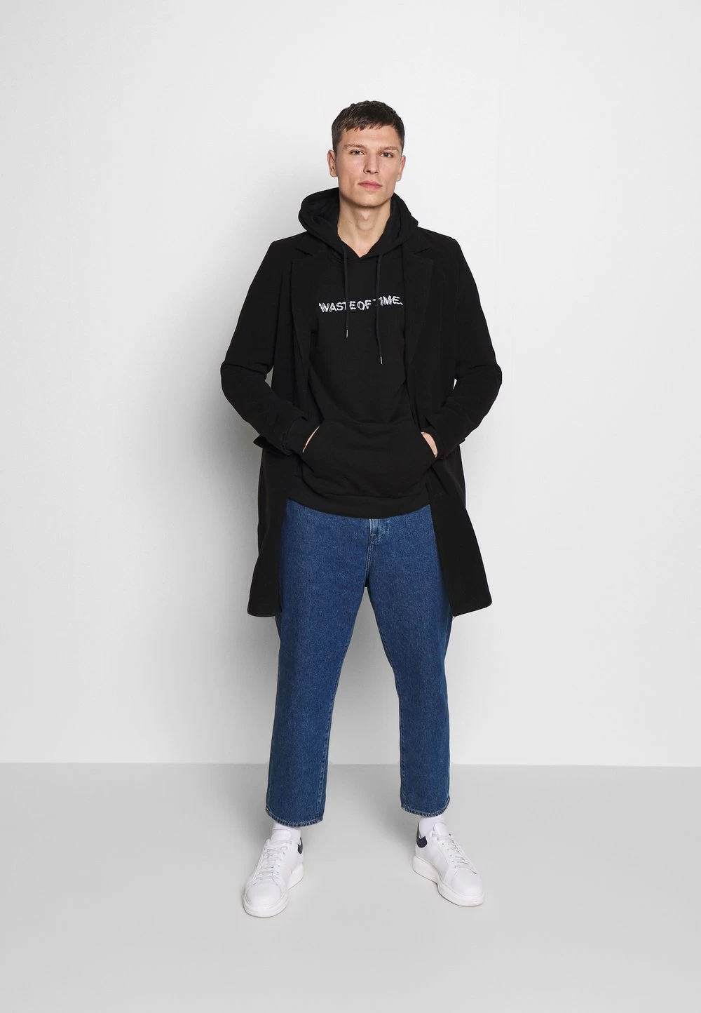 Prix Préférentiel Pier One WASTE OF TIME HOOD – Sweat à Capuche Pulls Et Gilets Homme 2 Prix Préférentiel Pier One WASTE OF TIME HOOD – Sweat à Capuche Pulls Et Gilets Homme – Image 2