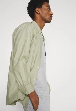 Pier One Débardeur Prix Dégriffé T-shirts Encolure Large Ronde Homme -Pier One b30350ae1602458791556adc815c9da4