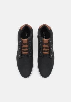 Pier One Bas Prix Baskets Basses Baskets & Sneakers Rond Homme -Pier One b633ee0bfb0f4f96834e89c9ae2b87f2