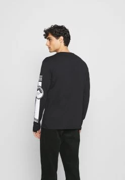 Pier One Prix Gelé T-shirt à Manches Longues T-shirts Col Rond Homme -Pier One b7a426e88d424da3a023c399cd127cd2